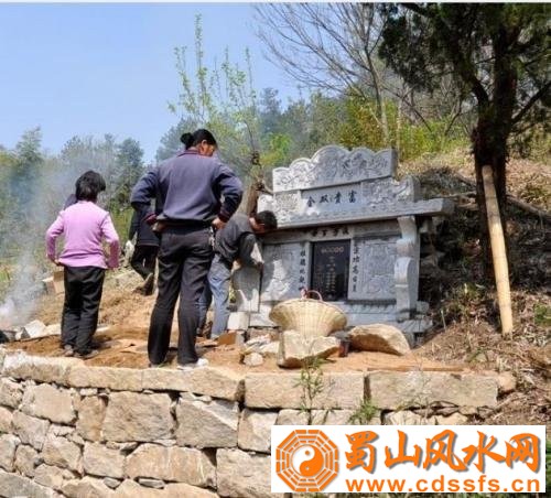 农村看坟地绝招 记住这些你就是位阴阳先生